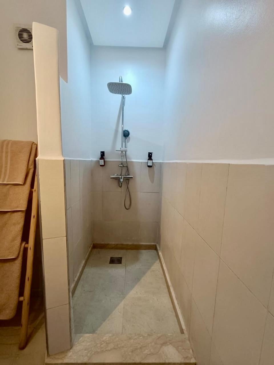 Cosy Appartement Au Coeur De Gueliz Marrakesh Bagian luar foto